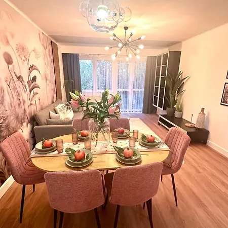 Orangehomes Haven Buda *